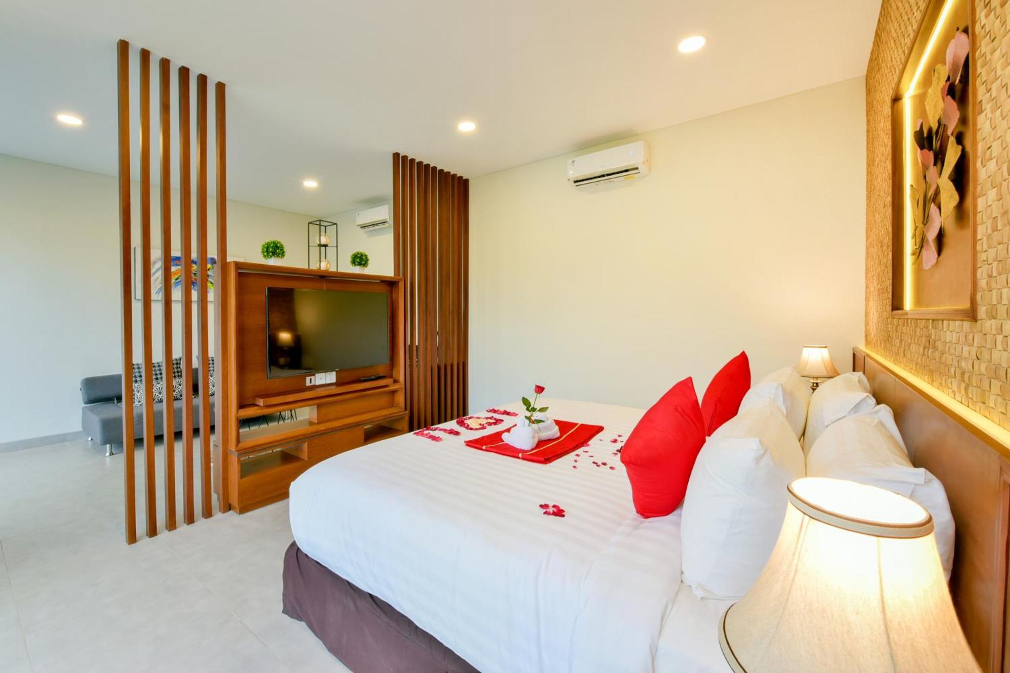 Del Cielo Villa Seminyak Rum bild